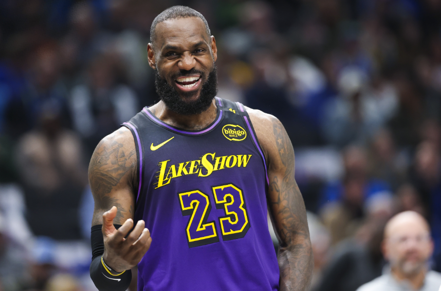 亚博-湖人队防守崩盘,惨遭对手狂轰猛炸,是否部分.-亚博