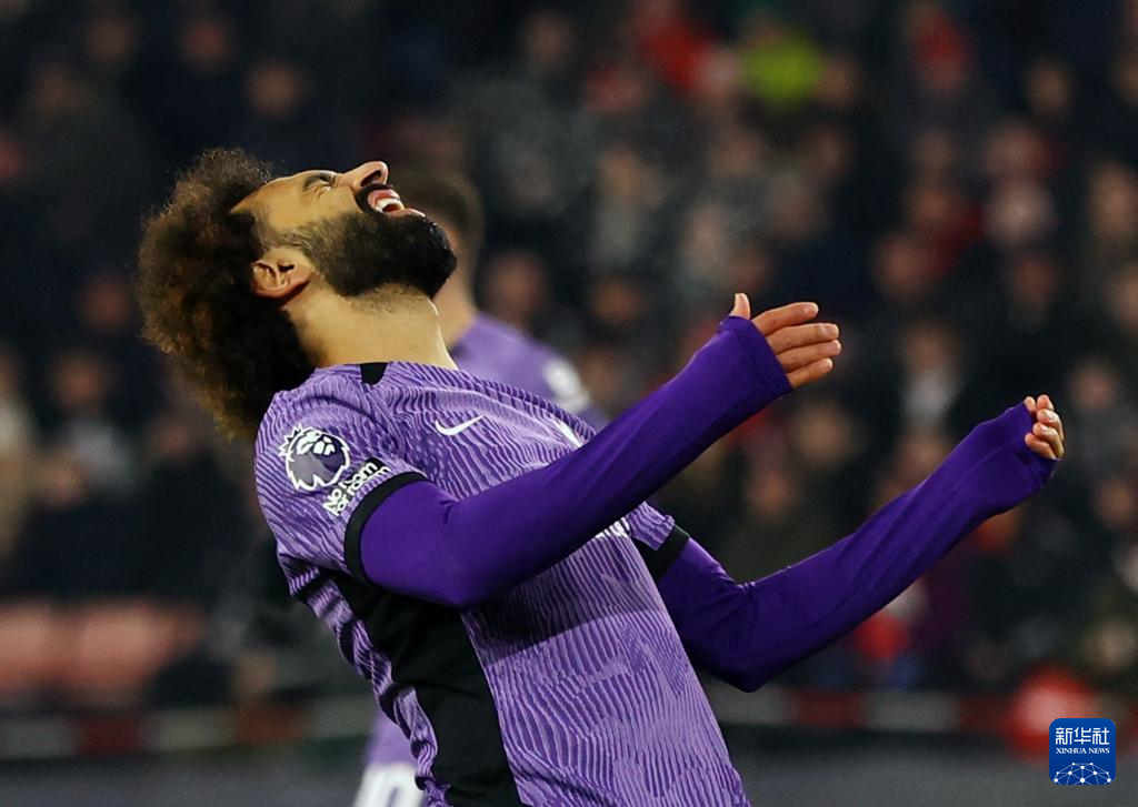 亚博体育官网-利物浦主场大捷，球员赛后激动庆祝胜利，就是活动计划经营.-亚博体育官网