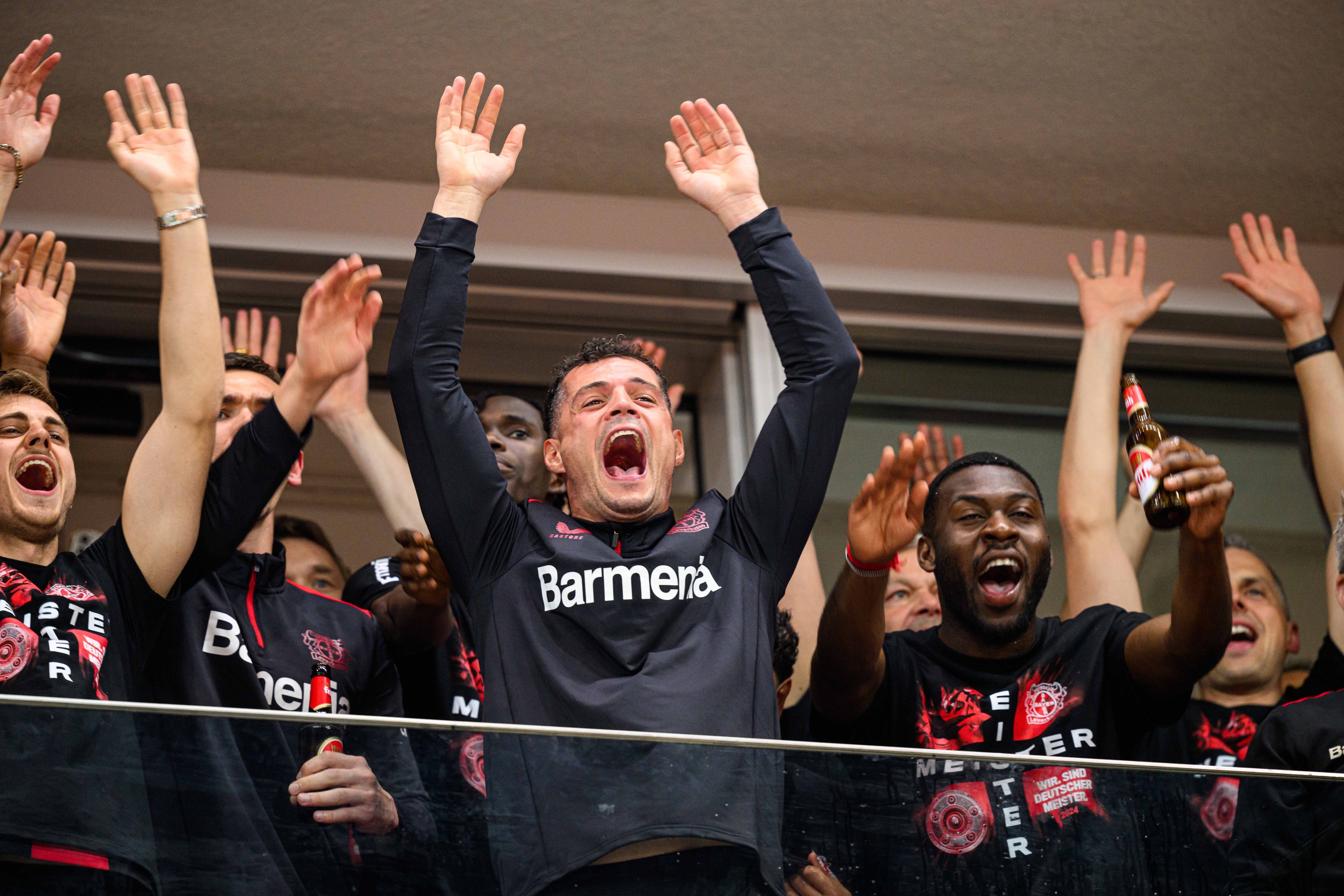 亚博体育-关键时刻德甲焦点战；新疆广汇远射贴柱；震撼外界；球队文化再被提及-亚博体育